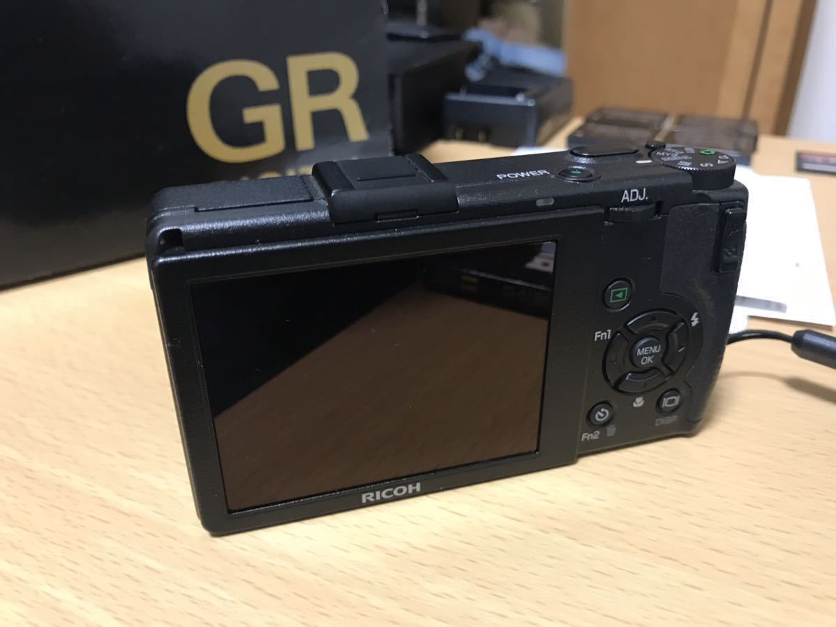 RICOH GR DIGITAL Ⅲ リコー GR DIGTAL 3 中古 美品 予備バッテリー SD