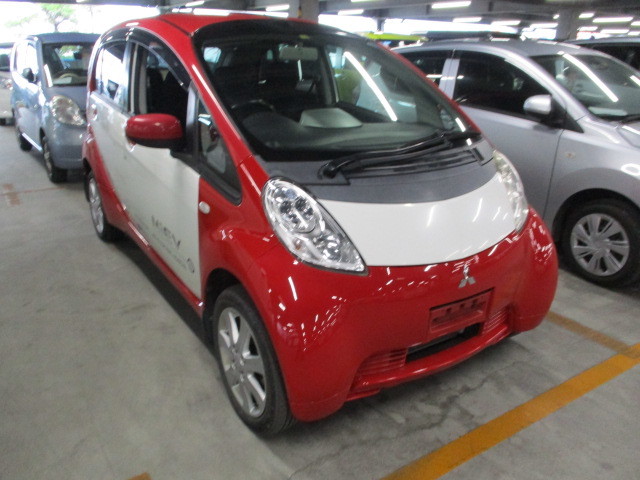 【セール，豊富な】 平成２２年三菱アイミーブ超経済的環境にやさしい電気自動車純正ナビつき 車検付き 車検なし(i-MIEV)｜売買されたオークション情報、yahooの商品情報をアーカイブ公開 - オークファン i-MIEV