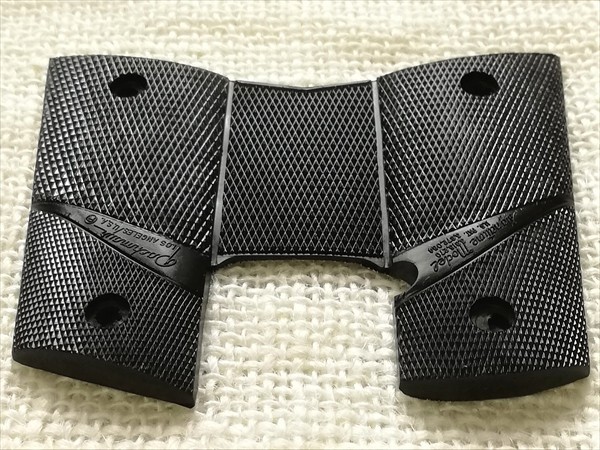 PACHMAYR製 DETONICS デトニクス用 ラバーグリップ ミリタリー