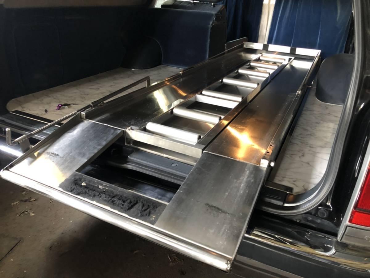 トヨタ クラウン 中古 棺台レール ストレッチャー 霊柩車 寝台車 