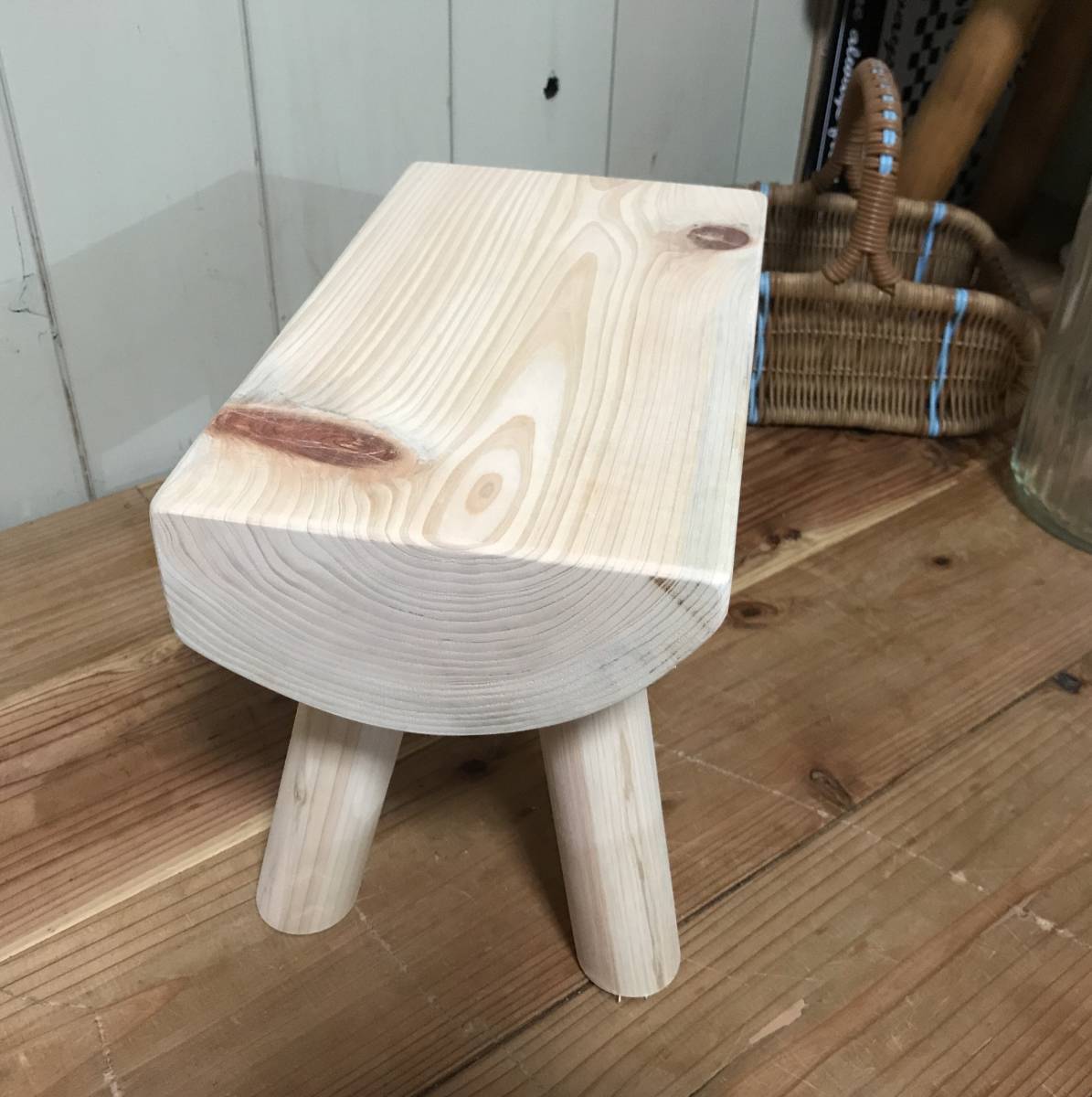 小さな森の倉庫 大工さん手づくり♪天然木 檜（ひのき） 一枚板 無垢　ミニ ベンチ 花台 スツール イス ミニテーブル _1