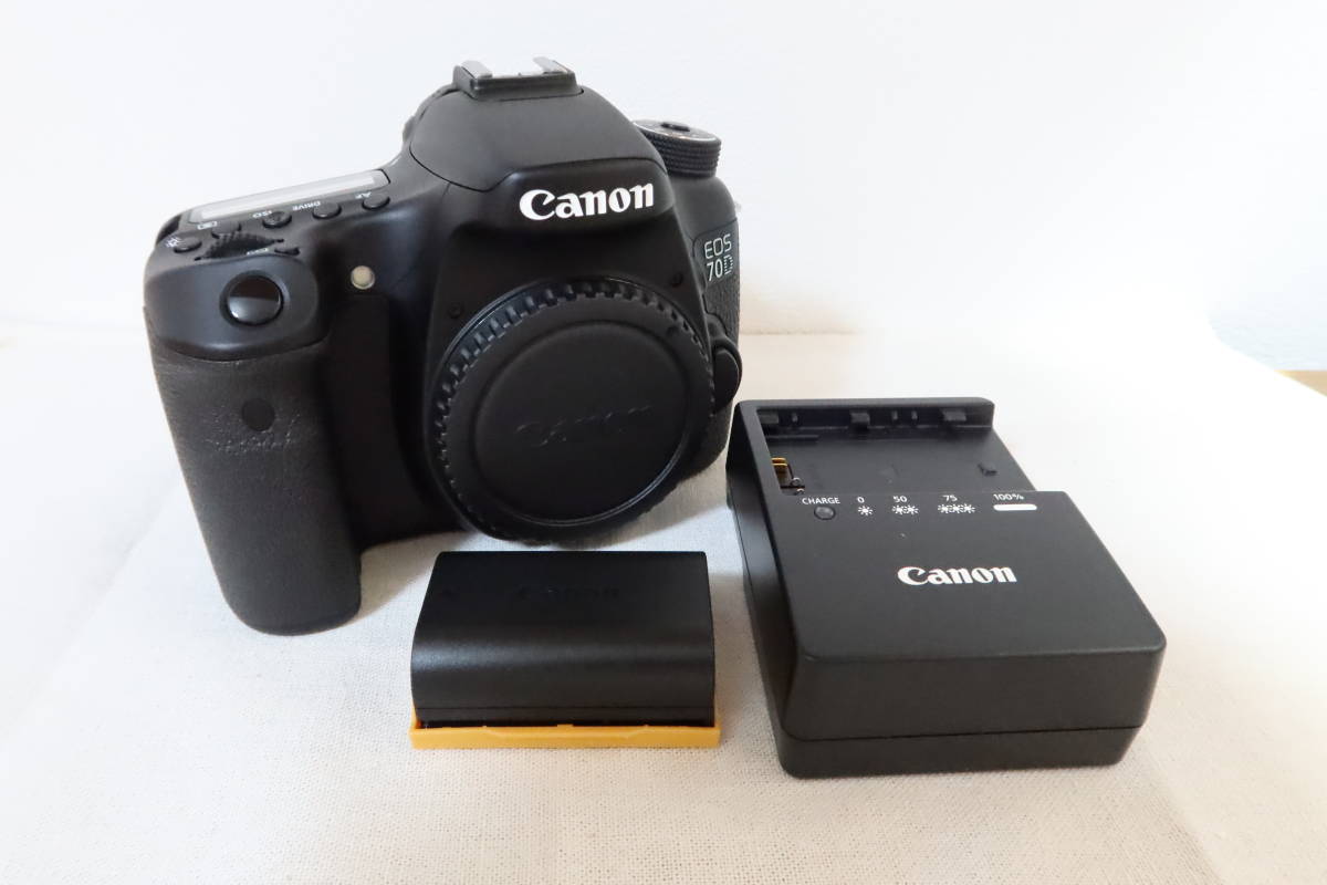 Canon EOS 70D ボディ キヤノン デジタル一眼レフカメラ