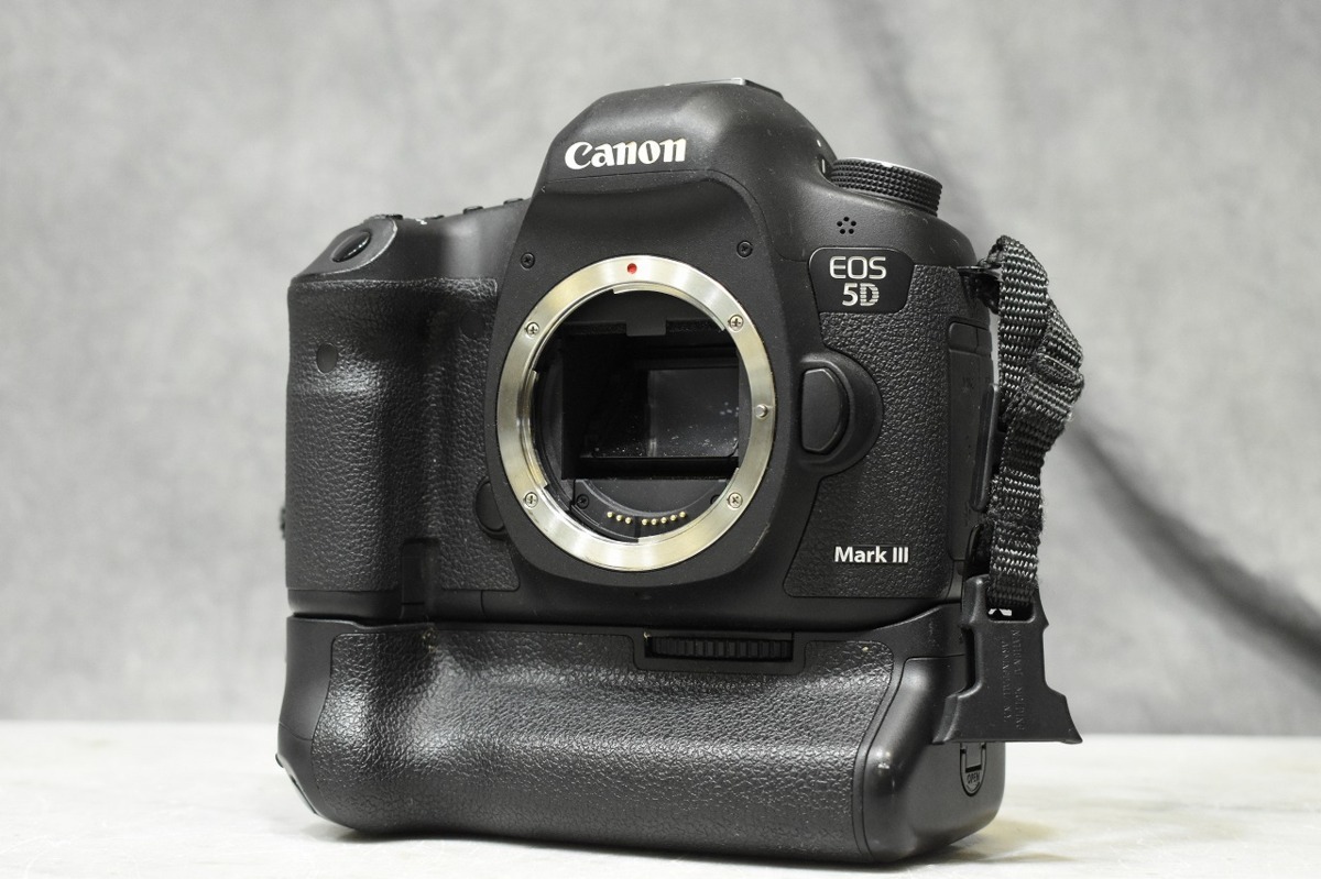 ジャンク】☆ CANON EOS 5D Mark III キャノン デジタル一眼 カメラ 