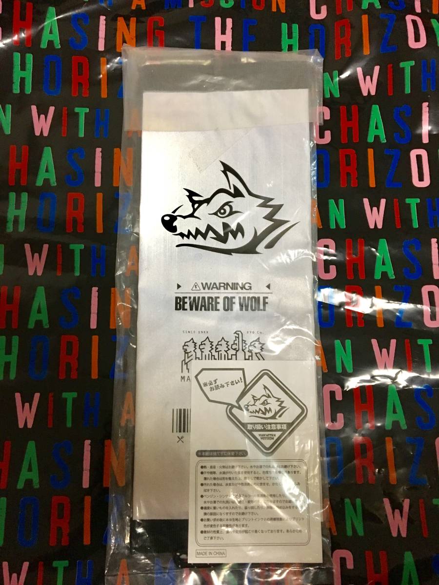 Man With A Mission テイッィッシュケース Tシャツ タオル パーカー ラバーバンド おてだマンウィーズ カラビナ ガウポン Tシャツ 売買されたオークション情報 Yahooの商品情報をアーカイブ公開 オークファン Aucfan Com
