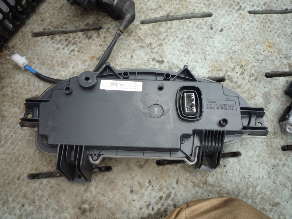 スピードメーター PCX125 PCX125 JF28 スピードメーター YouTube - LCD