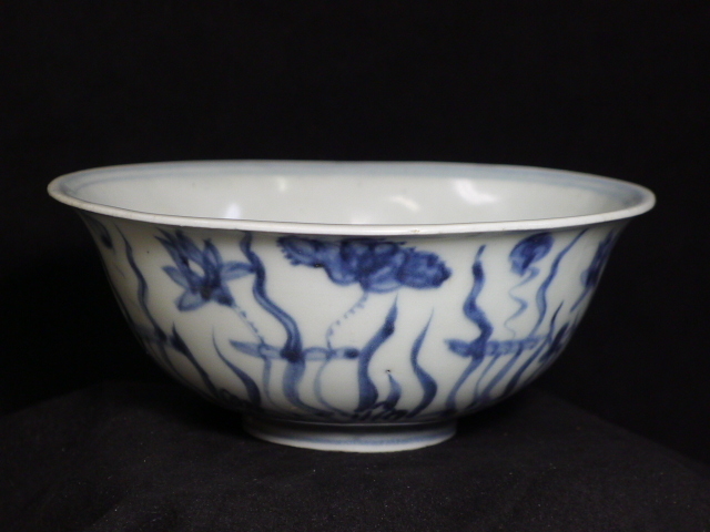東京初荷12 中国古玩 唐物 明代 染付 青花 蓮花図 14.8cm 染付碗 茶碗
