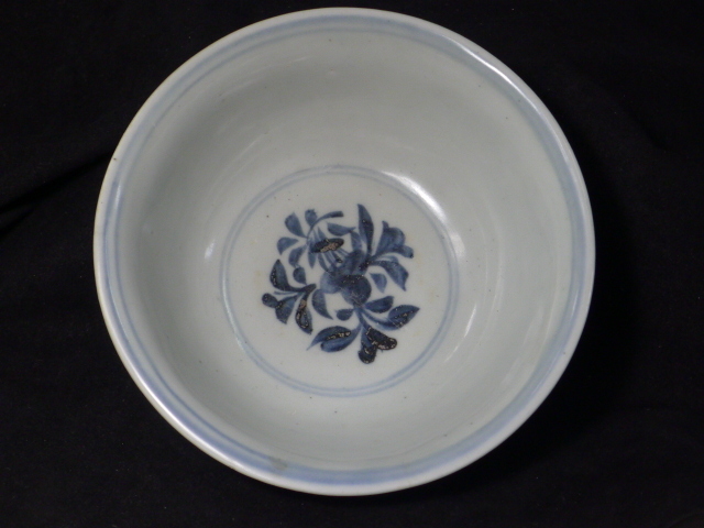 東京初荷12 中国古玩 唐物 明代 染付 青花 蓮花図 14.8cm 染付碗 茶碗