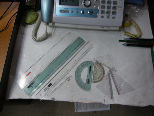 30センチの長い物と 小型の分度器 三角定規 等 はかり スケール 売買されたオークション情報 Yahooの商品情報をアーカイブ公開 オークファン Aucfan Com