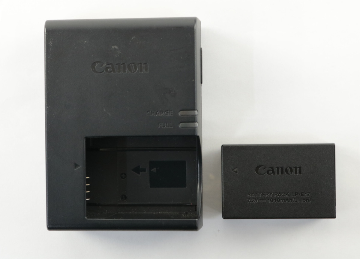 Canon EOS Kiss X9i ダブルレンズキット 公式通販 【中古・ジャンク品