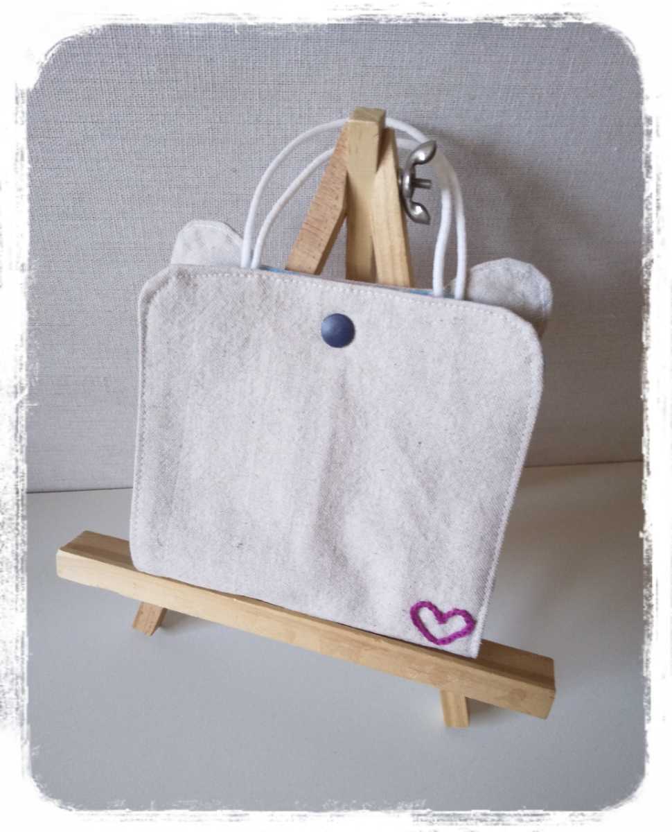 ハンドメイド☆仮置きマスクケース＊にっこりくまさん＊ドット＊ハート刺繍★黄色の蝶ネクタイ＊お顔刺繍＊マスクの一時保管に大活躍！_2