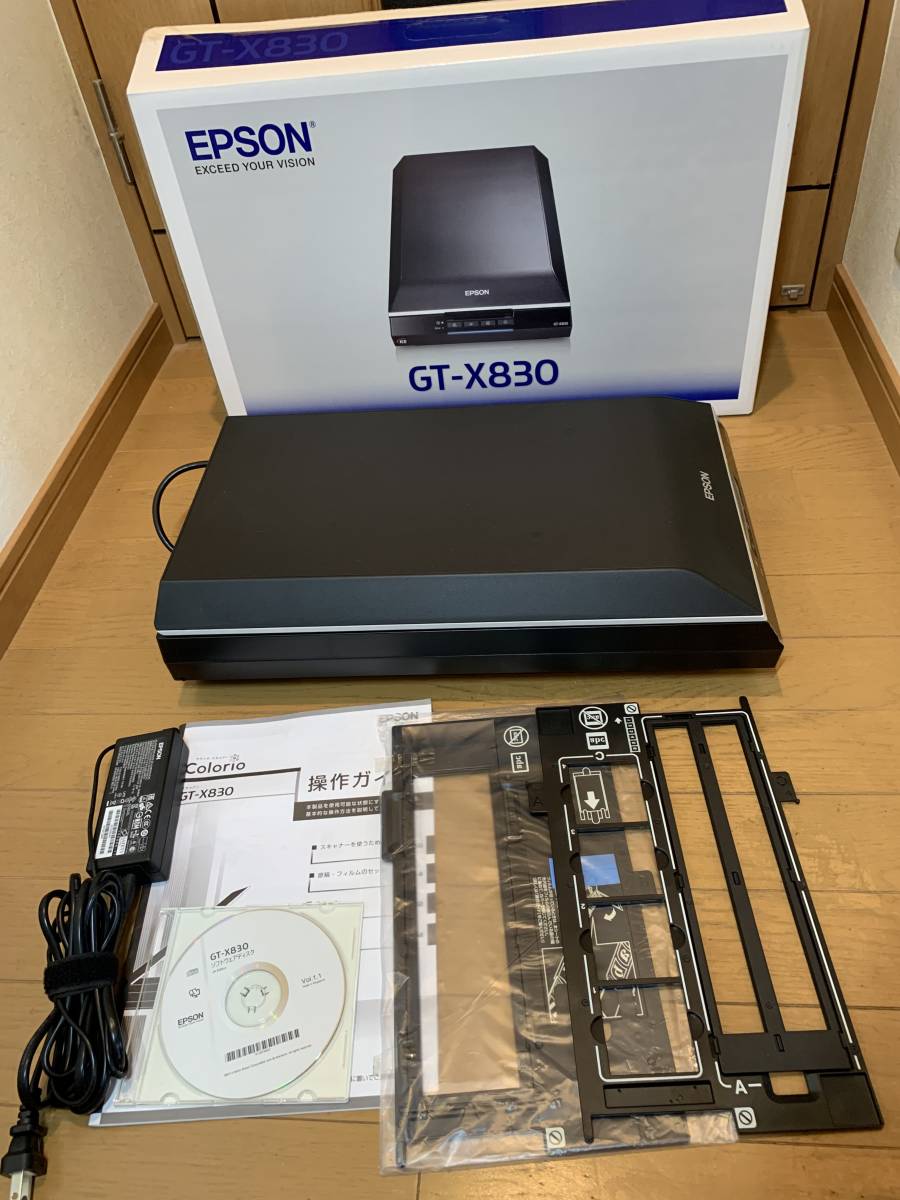 ！！美品！！エプソン A4フラットベッドスキャナー GT-X830 フィルムスキャン