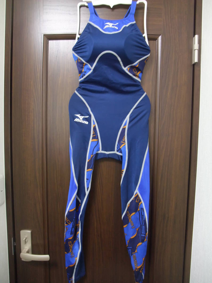 安い，100%新品 ミズノ 競泳水着 イトマンスイミングJO選手用 アクセルスーツ マイティライン うろこ ロングスパッツ Mサイズ 強光沢 mizuno 麗(ワンピース)｜売買されたオークション情報、yahooの商品情報を 女性用