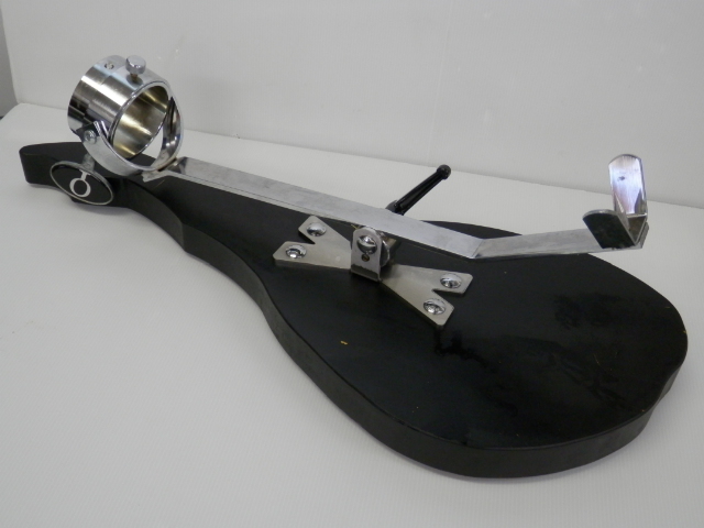 [20922-1Y-G]【中古品】Jamones BLAZQUEZ 生ハム台・ハムホルダー・スタンド / 業務用・店舗用・厨房機器