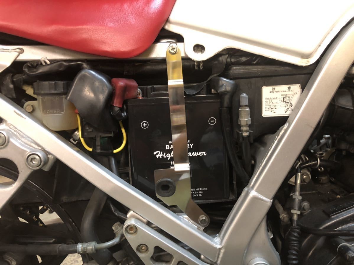 【最新作，大人気】 CBR400F バッテリーバンド ステー a(ホンダ用)｜売買されたオークション情報、yahooの商品情報をアーカイブ公開 - オークファン ホンダ用