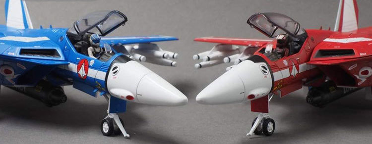 Calibre Wings VF-1J 1⁄72 Valkyrie Macross Ichijo Hikaru Rick