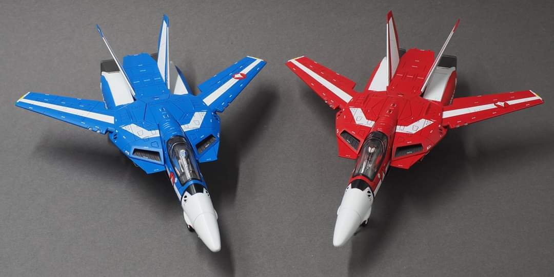 Calibre Wings VF-1J 1⁄72 Valkyrie Macross Ichijo Hikaru Rick