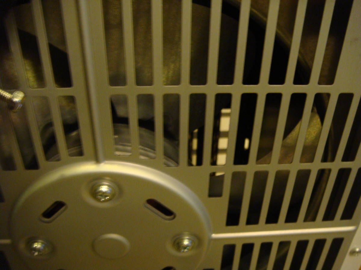 CORONA FF-VG42SA コロナ 密閉式石油ストーブ 温風 2018年12月製造_5