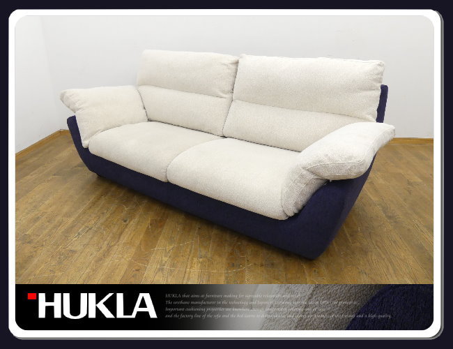 ◆YD974◆展示品◆HUKLA フクラ◆CLIVIA クリビア◆3人掛けソファ 3P◆3シーター◆長椅子◆トリプル◆フェザー◆リビング◆モダン◆36万円