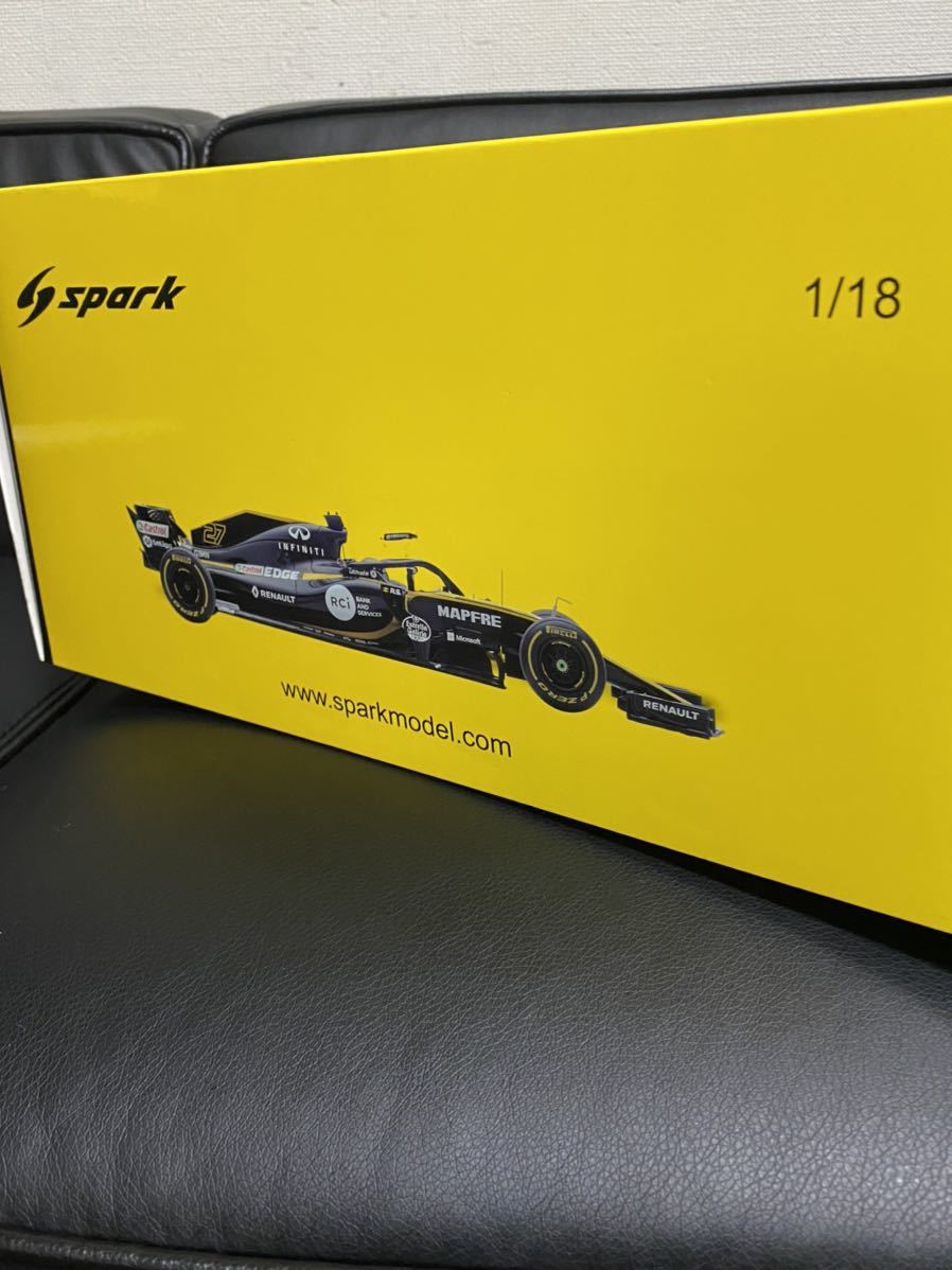 spark 1/18 スパーク ルノースポーツ Renault Sport R.S 18. #27