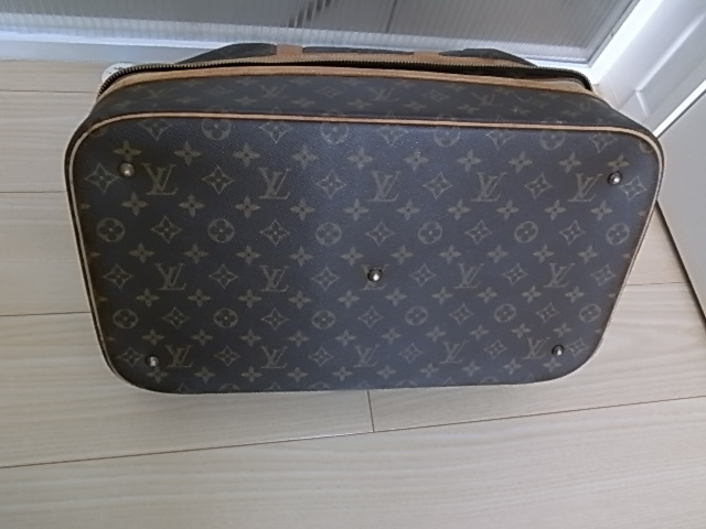 LV ルイヴィトン ゴルフバック？ ボストンバック