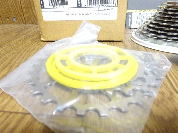 - Mavic M10 0 Speed Cassette Kit: 1 or 12-25t (50 Miles) MAVIC CASSETTE BIKE Compatible