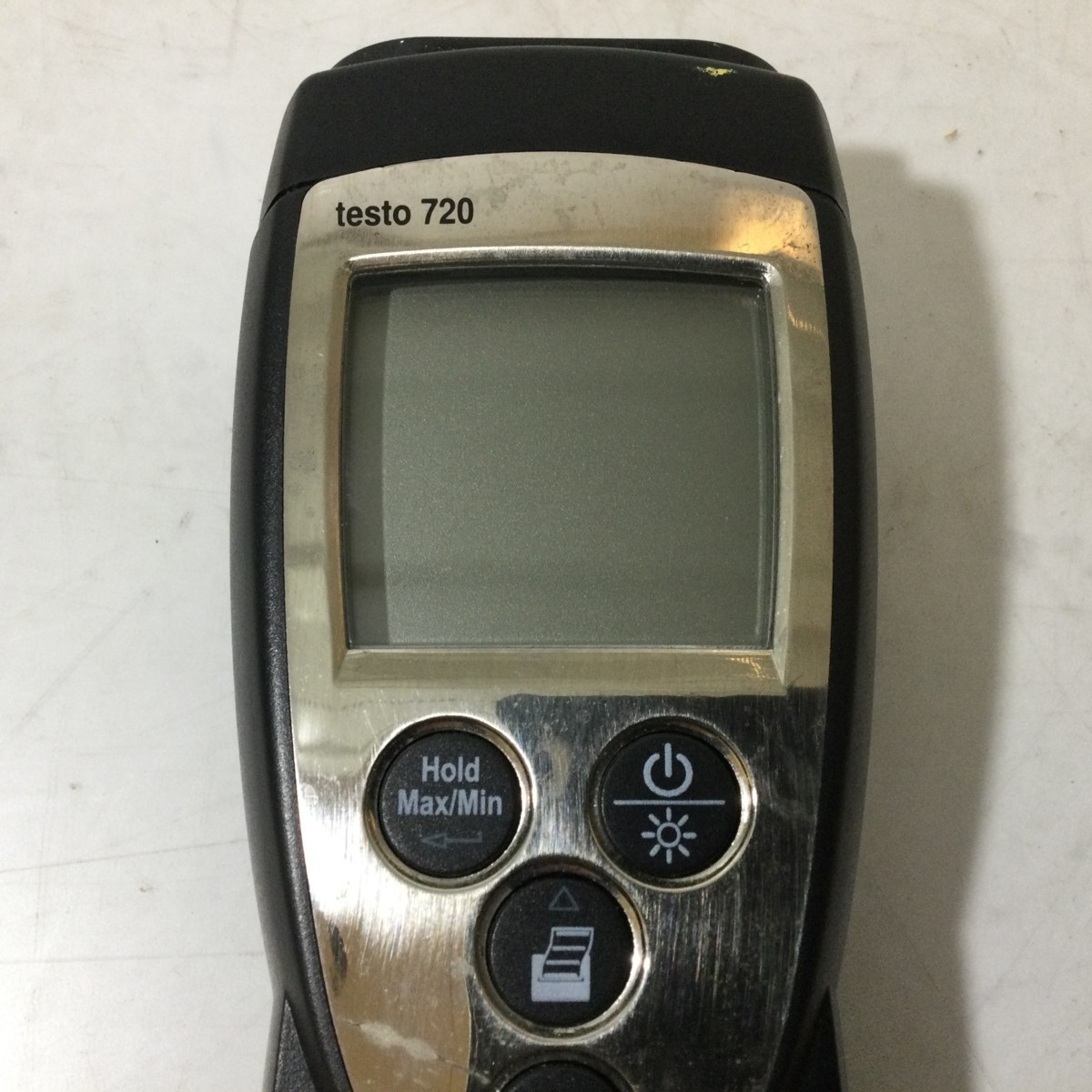 【中古品】テストー (testo) 高精度2タイプセンサ温度計 testo720 (0560 7207) ※通電のみ確認　IT3S3HE3Y195 温度計 testo TESTO (本体) 735ー2 524-9382