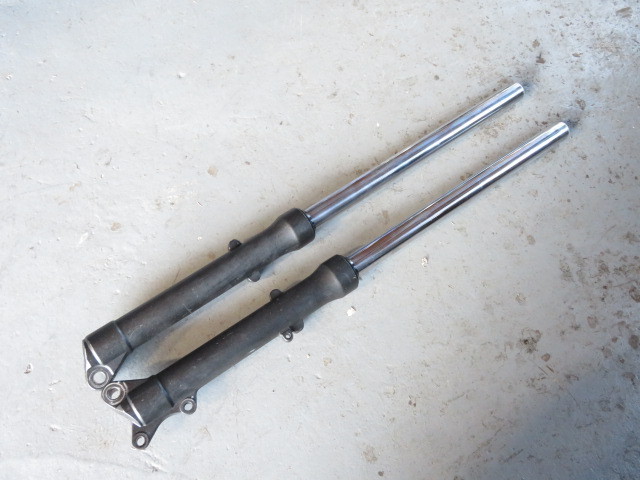 定番，大得価 TRICKER トリッカー DG10J 純正フロントフォーク 左右SET R74881(フロント)｜売買されたオークション情報、yahooの商品情報をアーカイブ公開 - オークファン ヤマハ用