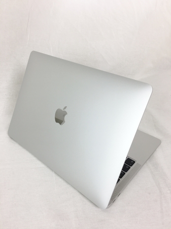 MacBook Air Apple MVH42J&frasl;A 1.1GHz 0 13.3-inch Retinaディスプレイ 1100&frasl;13.3 [シルバー Early-2020 アップル - Core_i5 13-inch MVH42J&frasl;A〔シルバー