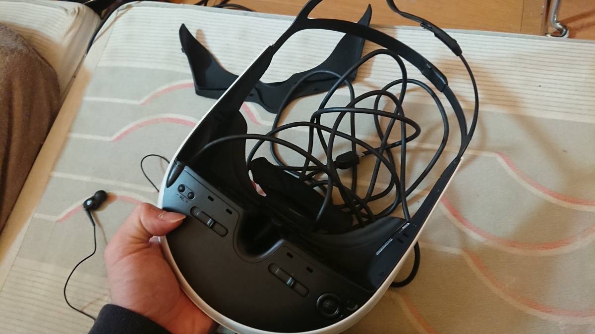 SONY ヘッドマウントディスプレイ　HMZ-T2P【中古美品】 SONY ヘッドマウントディスプレイ HMZ-T2 Sony HMZ-T2H HMZ-T2P ソニー