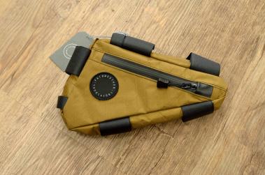 本物保証，新作 FAIRWEATHER Corner bag X-PAC コヨーテ バイクパッキング/フェアウェザー/コーナーバッグ/フレームバッグ/Bluelug/ブルーラグ(バッグ)｜売買されたオークション情報、yahooの商品情報をアーカイブ公開 その他