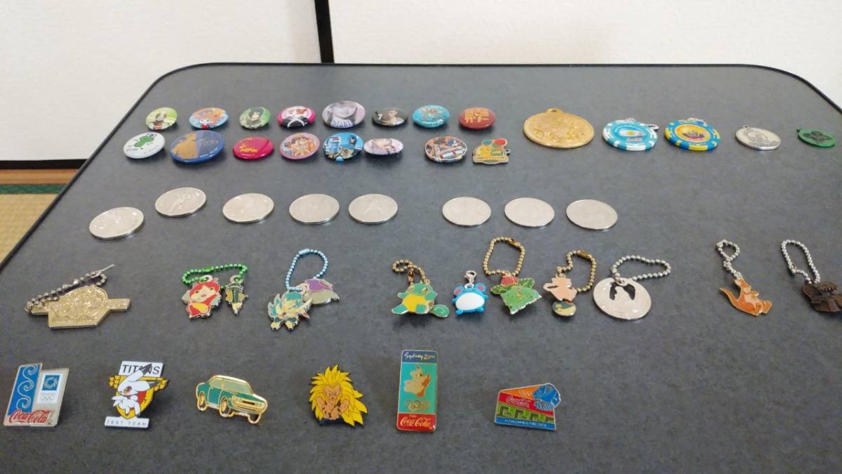 1円スタート！★★レア！稀少品！缶バッジ ウルトラマンメダル ポケットモンスターメダル キーホルダー大量まとめ売り！★★_1