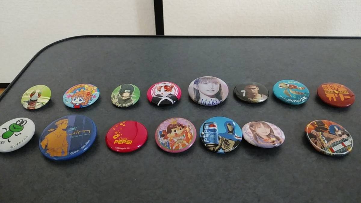 1円スタート！★★レア！稀少品！缶バッジ ウルトラマンメダル ポケットモンスターメダル キーホルダー大量まとめ売り！★★_2