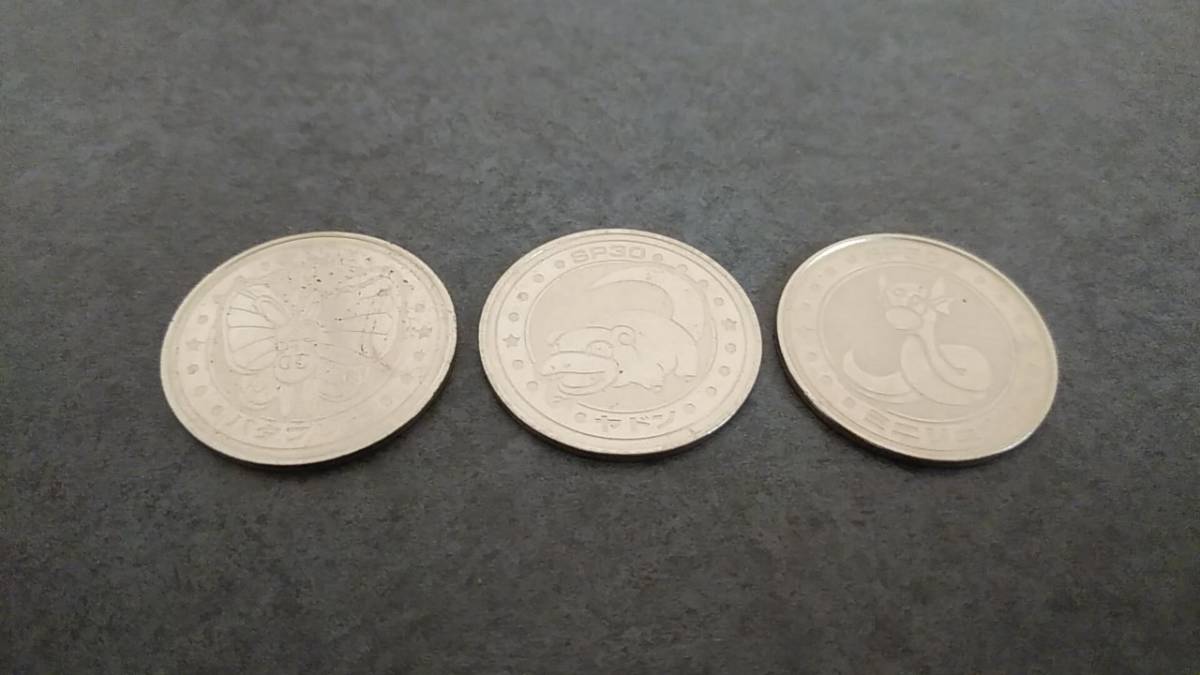 1円スタート！★★レア！稀少品！缶バッジ ウルトラマンメダル ポケットモンスターメダル キーホルダー大量まとめ売り！★★_7