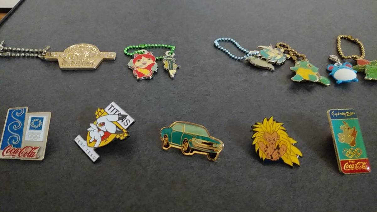 1円スタート！★★レア！稀少品！缶バッジ ウルトラマンメダル ポケットモンスターメダル キーホルダー大量まとめ売り！★★_9