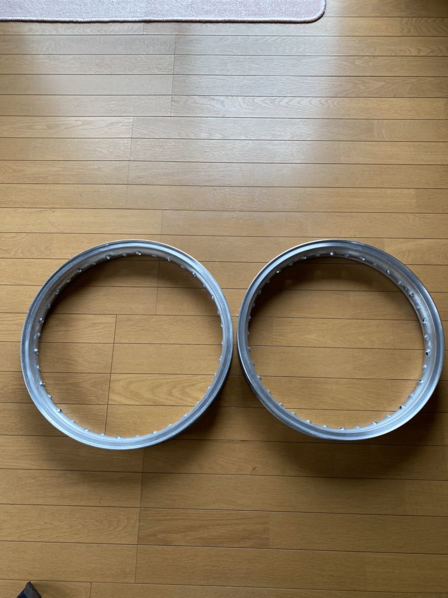 SR400 19インチ 初期型 レア SR500 キャストホイール 大八キャスト