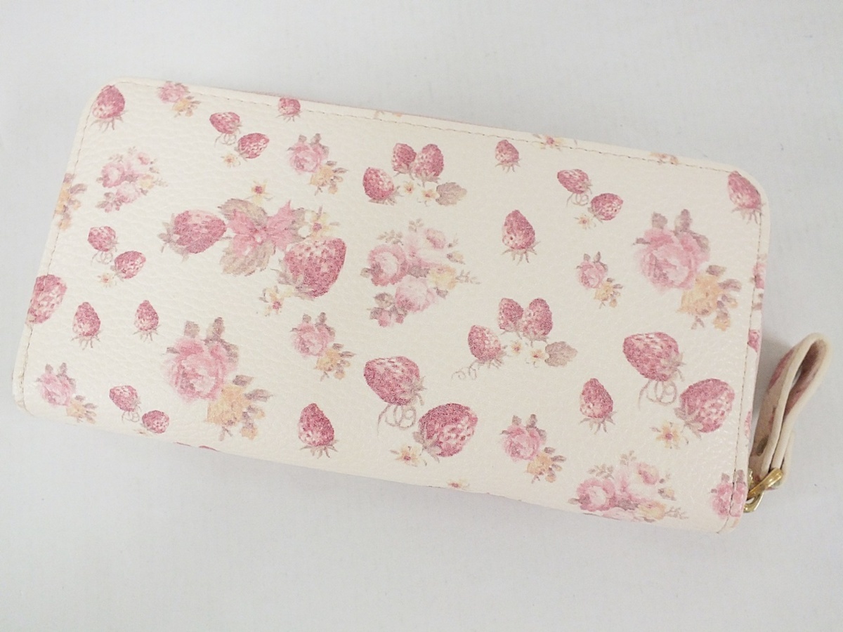 15a 210 042 1 Liz Lisa X My Melody リズリサ マイメロディ ラウンドファスナーウォレット 長財布 リズリサ 売買されたオークション情報 Yahooの商品情報をアーカイブ公開 オークファン Aucfan Com