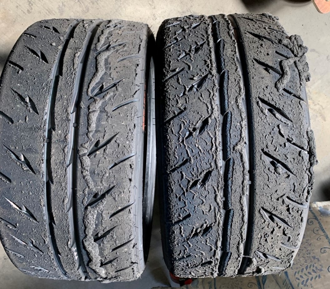人気，正規品 レイダン RYDANZ R03RS 265/35ZR18 TREADWEAR 140 ハイグリップ ドリフトに(中古品)｜売買されたオークション情報、yahooの商品情報をアーカイブ公開 - オークファン 18インチ