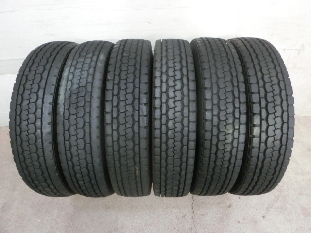 7.00R16 10PR ダンロップ DUNLOP 冬 ウィンターマックス LT03 中古 8分 
