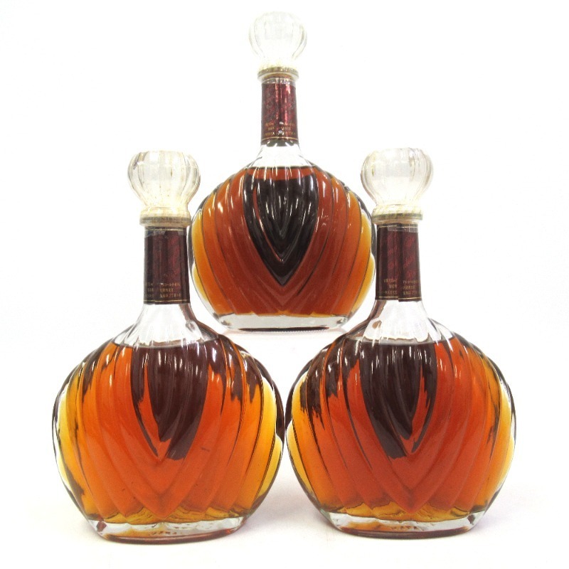 大阪府配送限定 サントリー XO デラックス 3本セット 700ml 箱なし