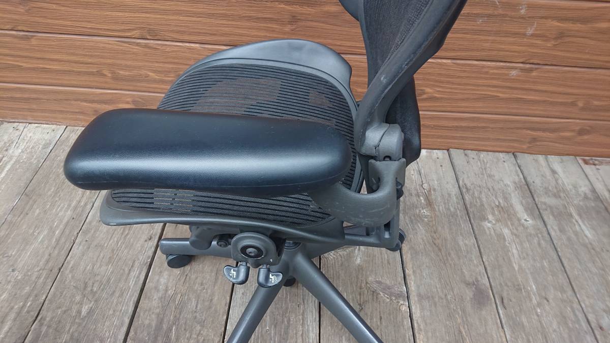 Herman ハーマンミラー アーロンチェア Miller ⁄ Chair Aeron | リ