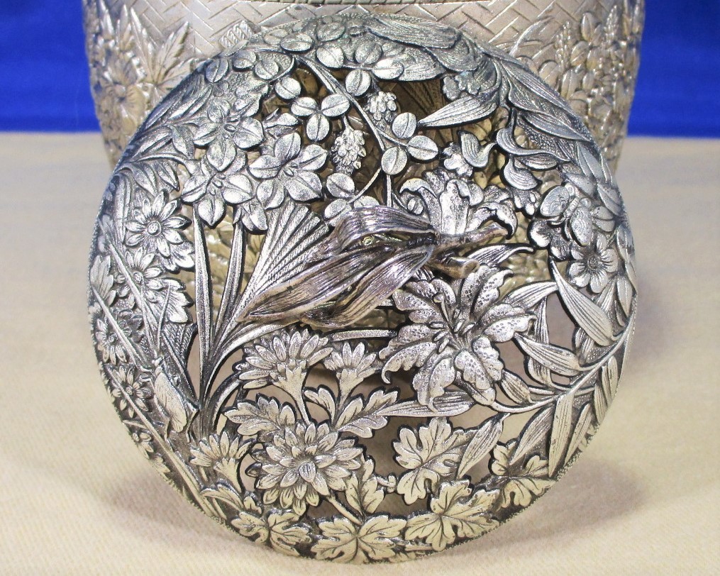 金工師 鍛栄造 白銅 七草模様香炉 高さ約12.5cm 総重量約