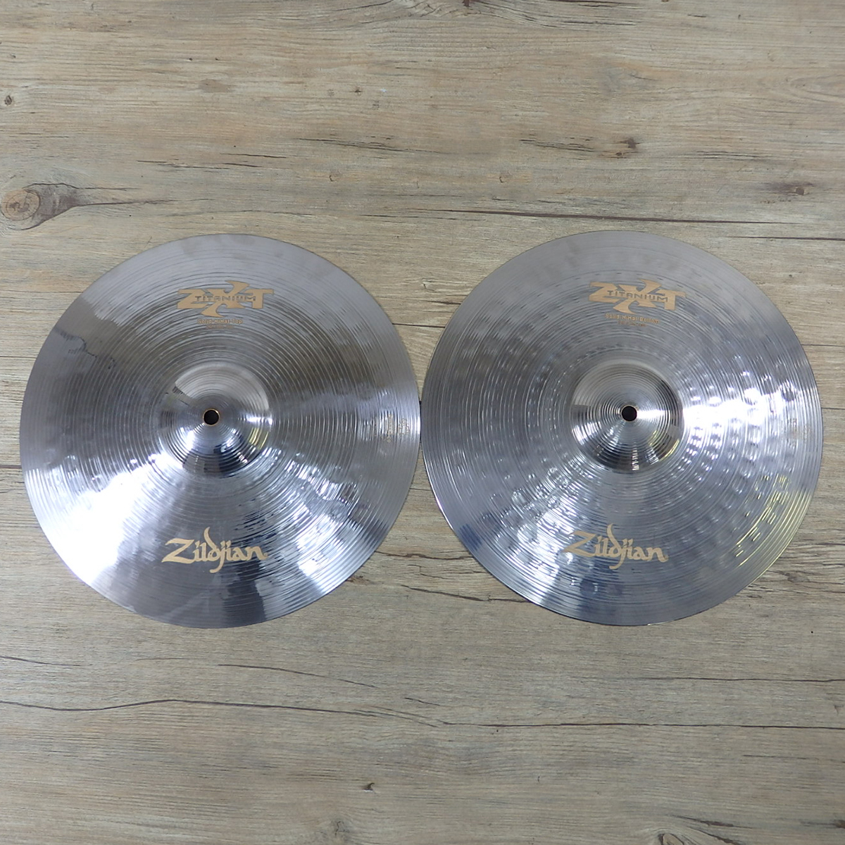 今なら即発送 Zildjian ZXT TITANIUM ソリッド ハイハット 14'/36cm