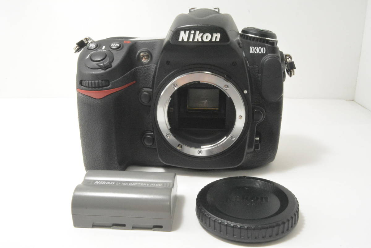 定番，限定セール ☆極上美品☆ニコン NIKON D300 ボディ