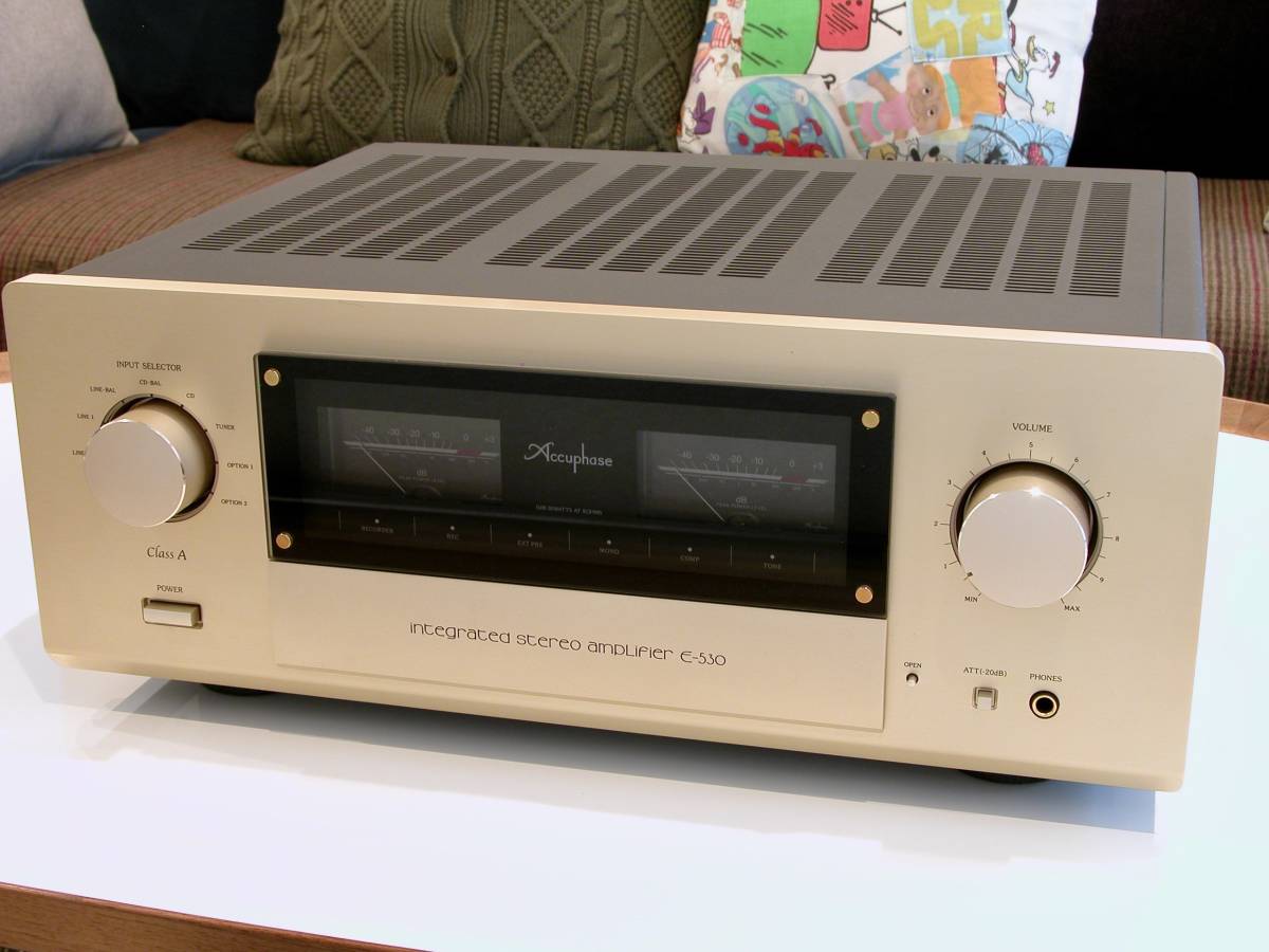 Accuphase E-530 アキュフェーズ プリメインアンプ |オンラインHi-Fi 