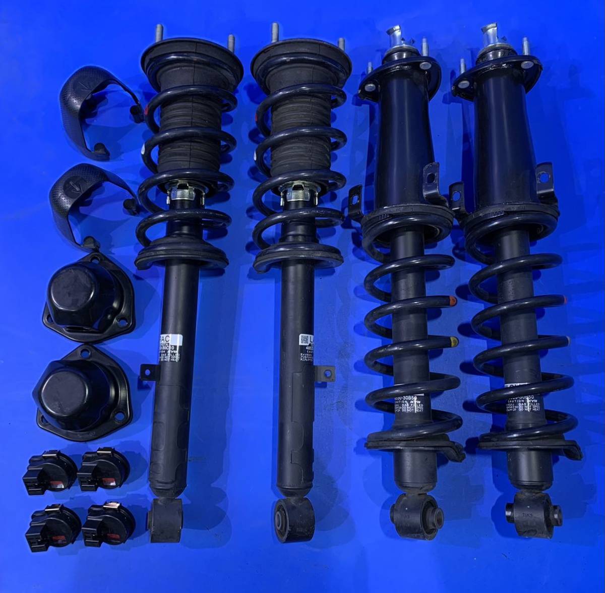 トヨタ マークX GRX130系 純正サスペンション 4本 BT208 トヨタ GRX130 