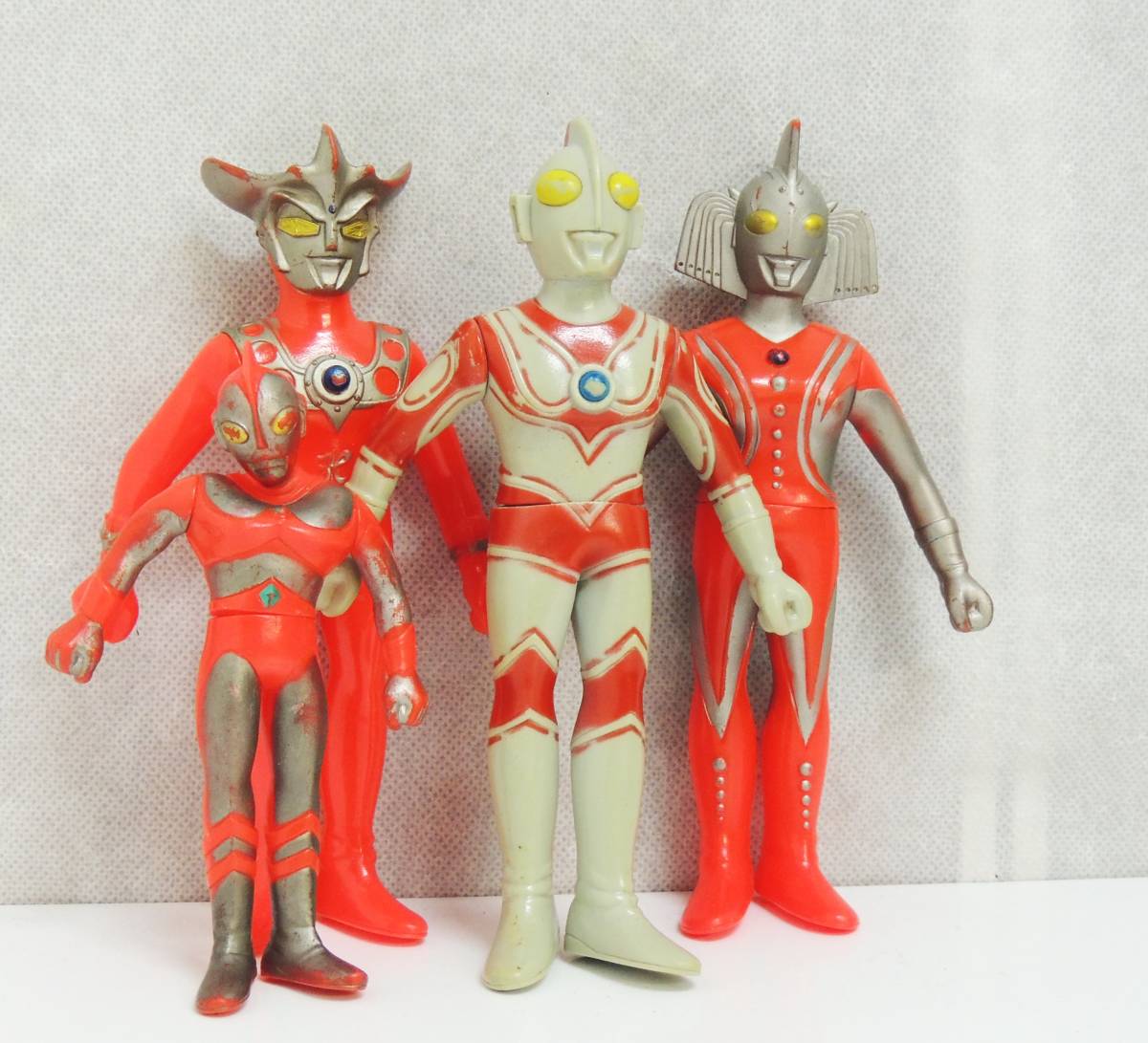 昭和レトロ ウルトラマン 6体 ポピー 特撮 定番，低価 □ 昭和レトロ ポピー ウルトラマンレオ、ウルトラハハ、新