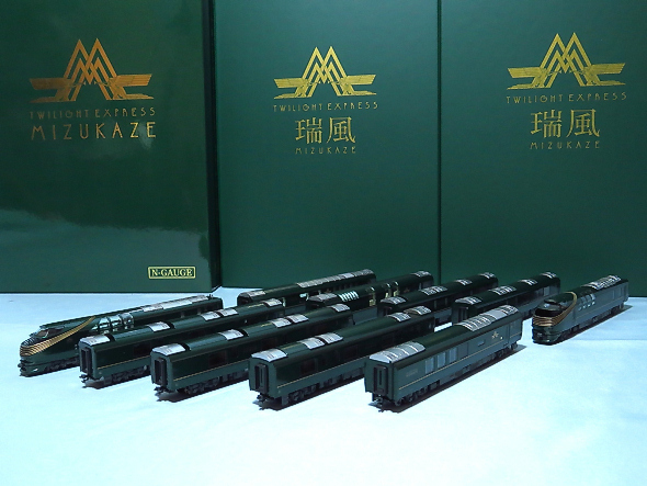 ◇美品◇ KATO 87系 TWILIGHT EXPRESS 瑞風 10両セット 全車両室内灯