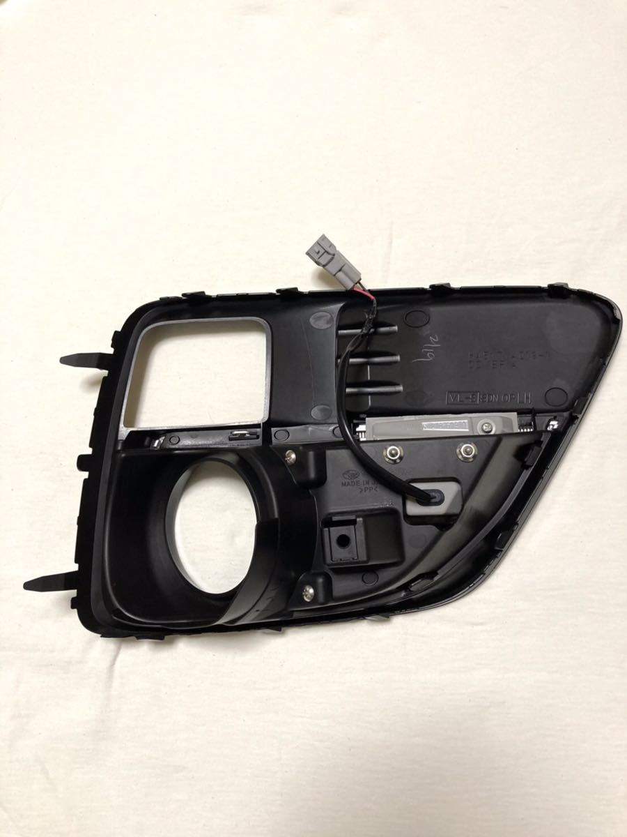 フォグカバーアクセサリーライナーvab/vag前期 スバルWRX VAB VAG 前期純正オプション品のLEDアクセサリーライナー
