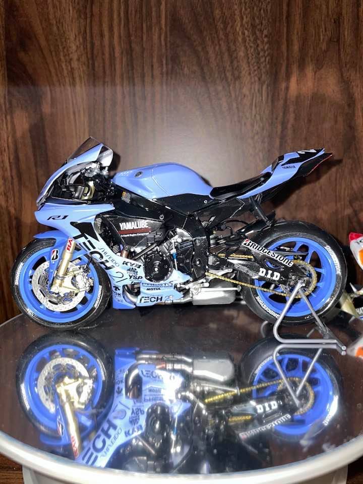 YZF-R1M YAMAHA 1⁄12 タミヤ - 全方位写真21枚の写真見る、ヤマハYZF