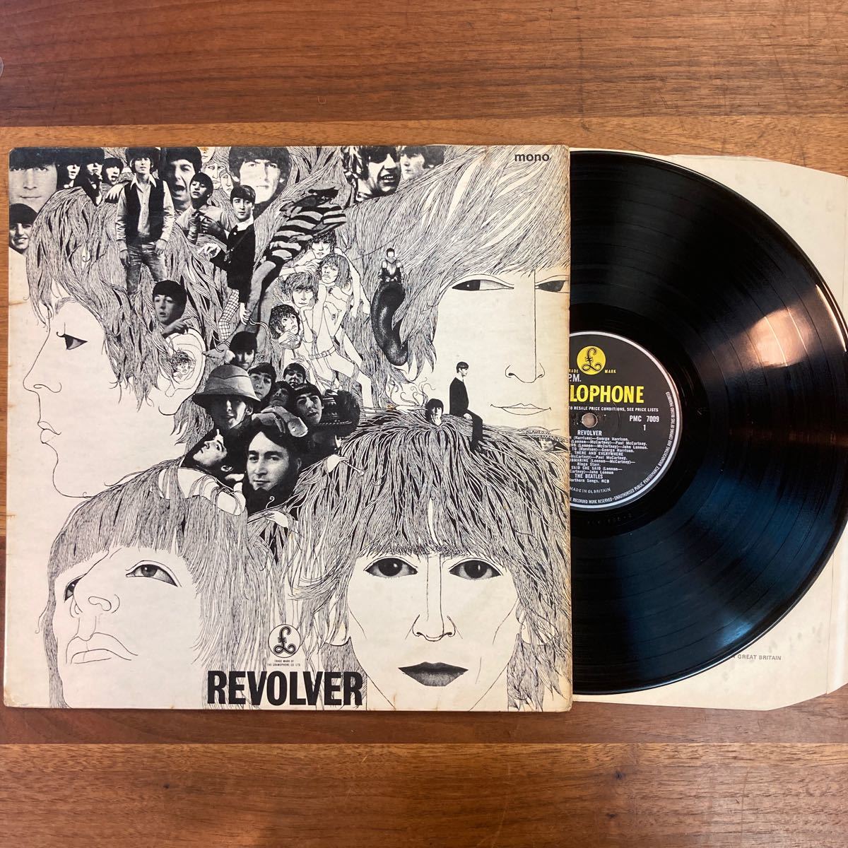 【極美品】The Beatles Revolver UKモノラル盤 レコード THE BEATLES REVOLVER 英国オリジナルモノラル盤 MONO リボルバー